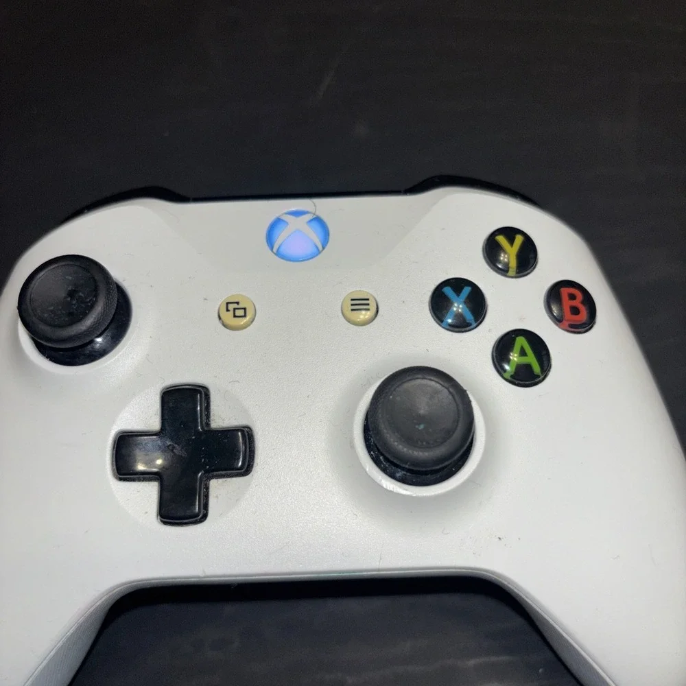 Microsoft Xbox One Wireless Controller White Model 1708 Bluetooth Tested OEM